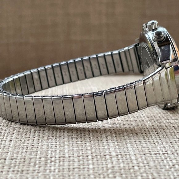 Puma Ladies Wrist Watch Multi Function Quartz analog Silver Tone Stretch Metal - Picture 6 of 10